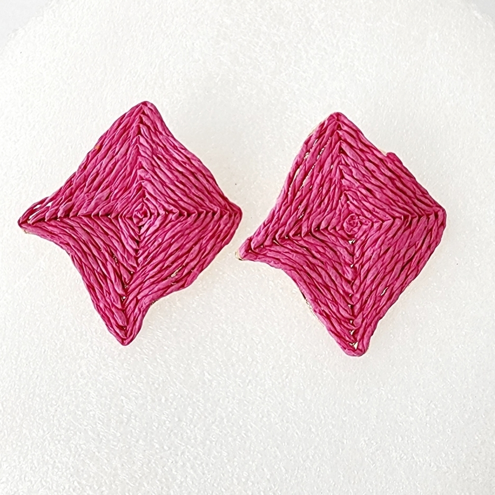 Sun Star Fashion Raffia Pink Straw Woven Square Stud Earrings
